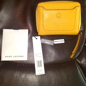 Marc Jacobs mini wallet